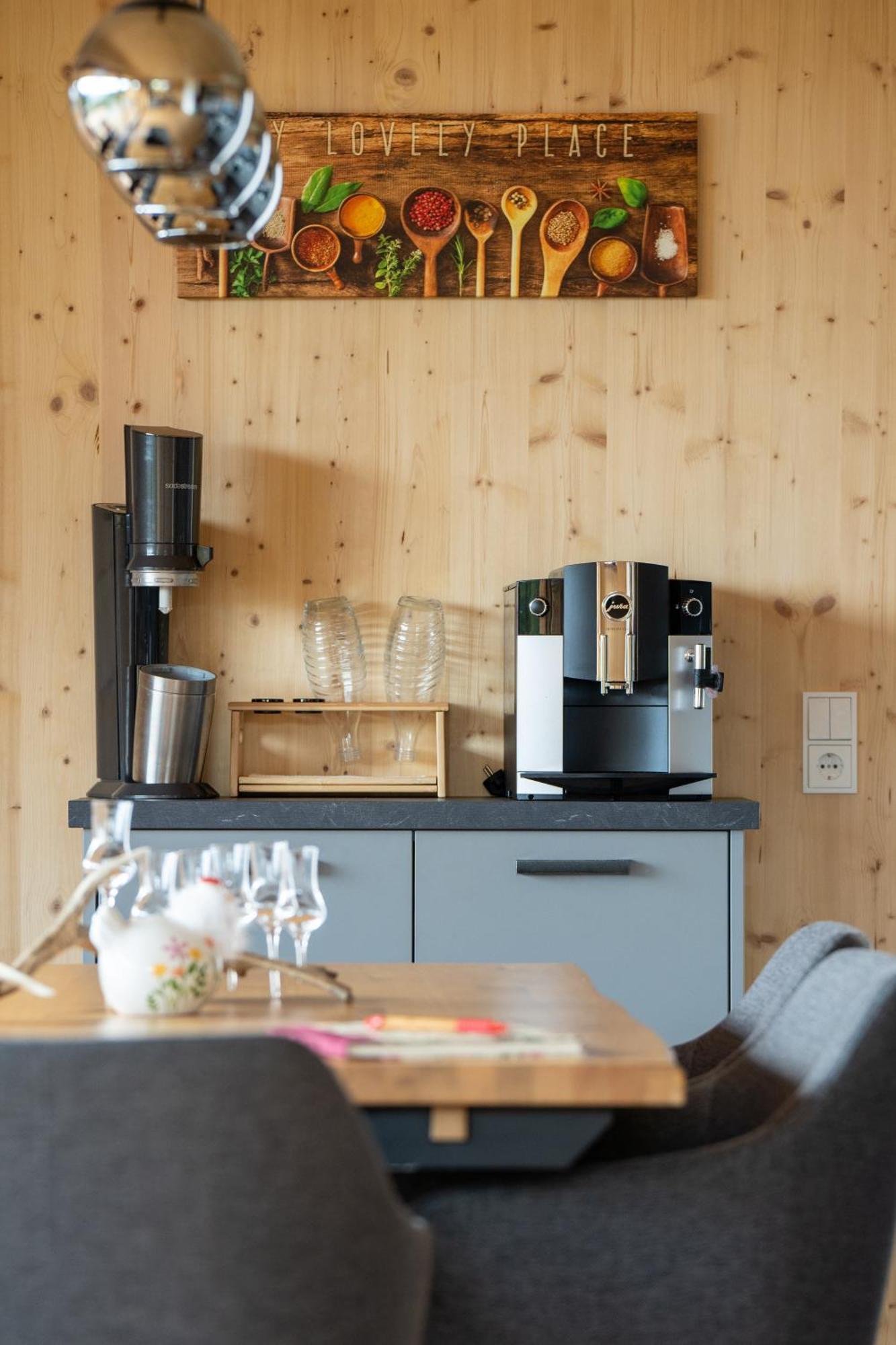 Apartmán Holzhaus "Zum Schwarz'N" Aurach am Hongar Exteriér fotografie