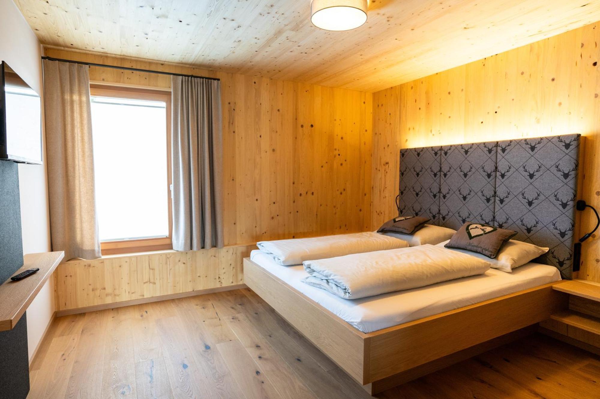 Apartmán Holzhaus "Zum Schwarz'N" Aurach am Hongar Exteriér fotografie